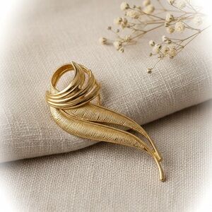 MCM Gold Tone Textured Spray Leaf Design Brooch